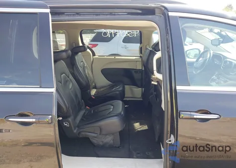 2017 Chrysler Pacifica Touring-L из США, поврежденный, VIN 2C4RC1BG4HR795053